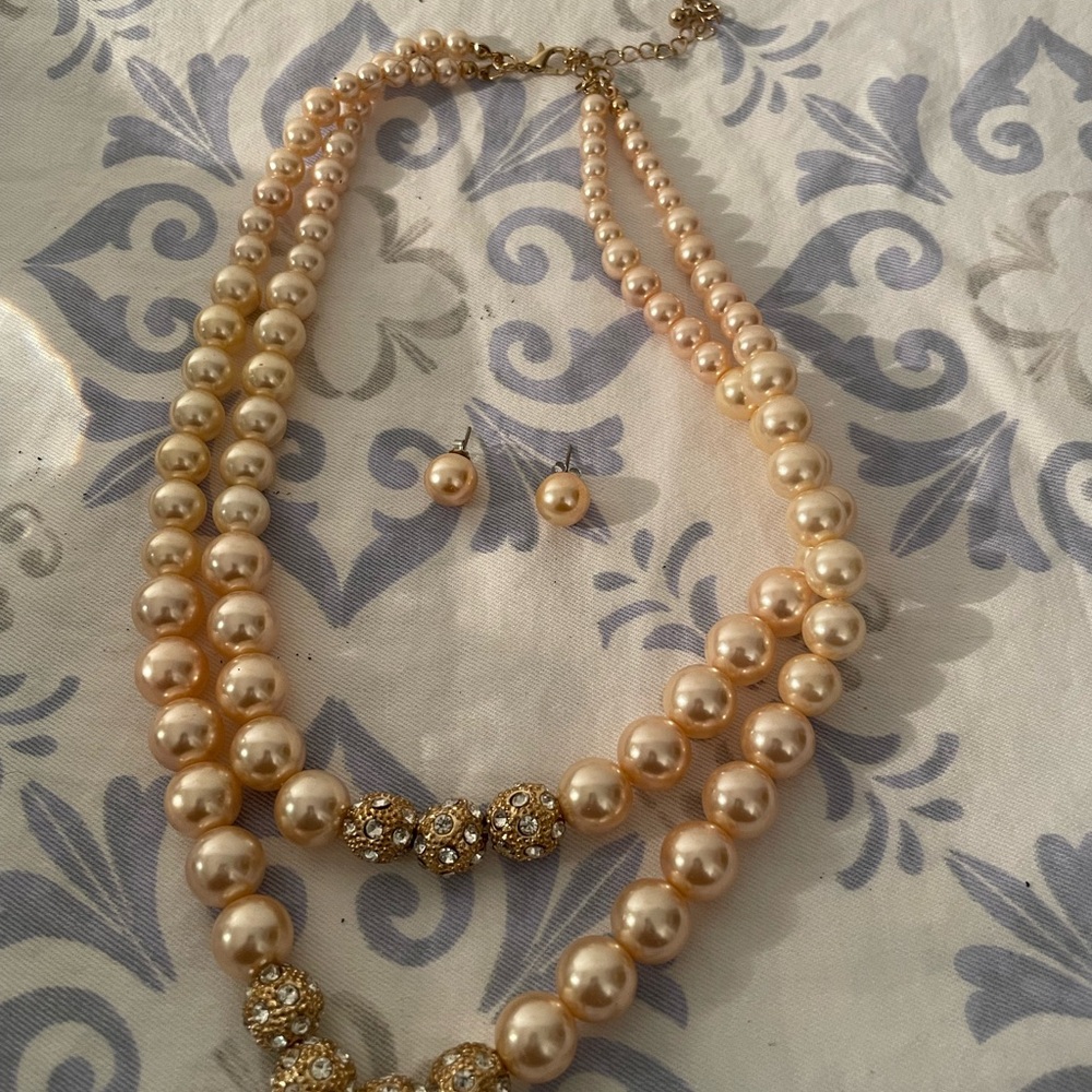 Double Strand Lt Peach Pearl Necklace with Pearl pierced Earrings to match